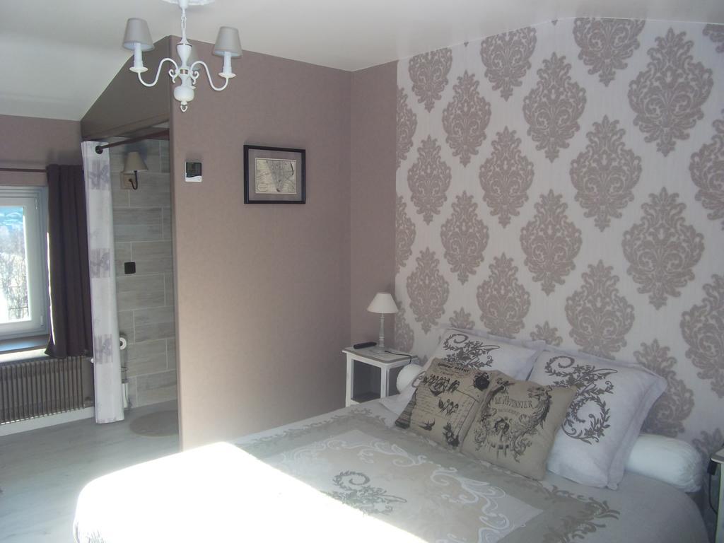Au Vieux Logis 63 Bed & Breakfast Saint-Remy-sur-Durolle Luaran gambar